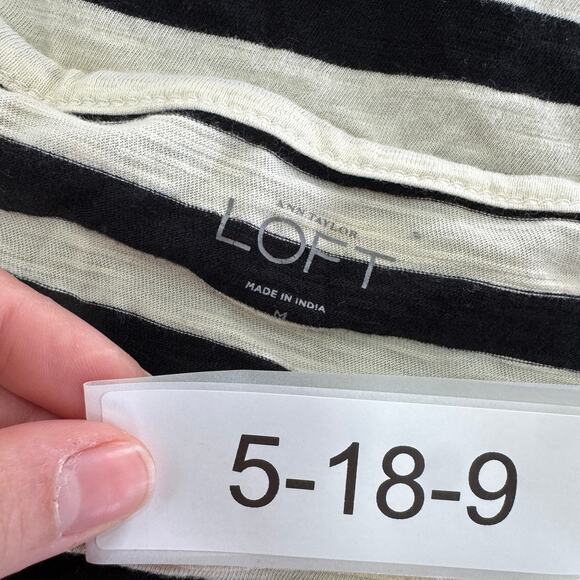 Ann Taylor LOFT‎ Top Womens Medium Cream Black Striped Lace Shoulder Blouse - Picture 3 of 7